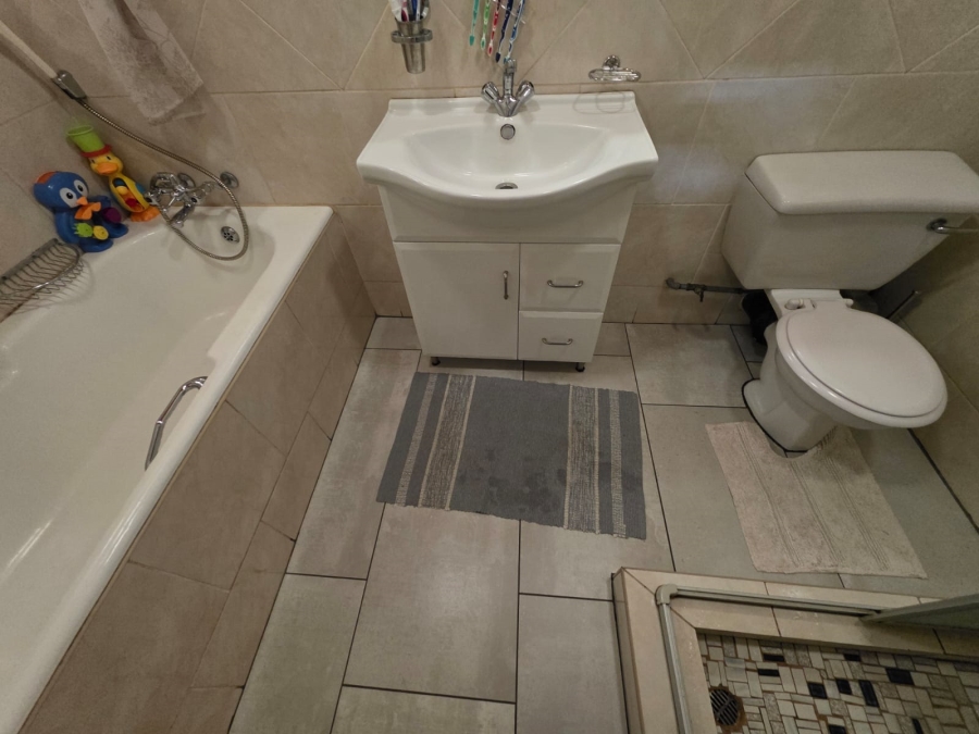 4 Bedroom Property for Sale in Sasolburg Ext 3 Free State